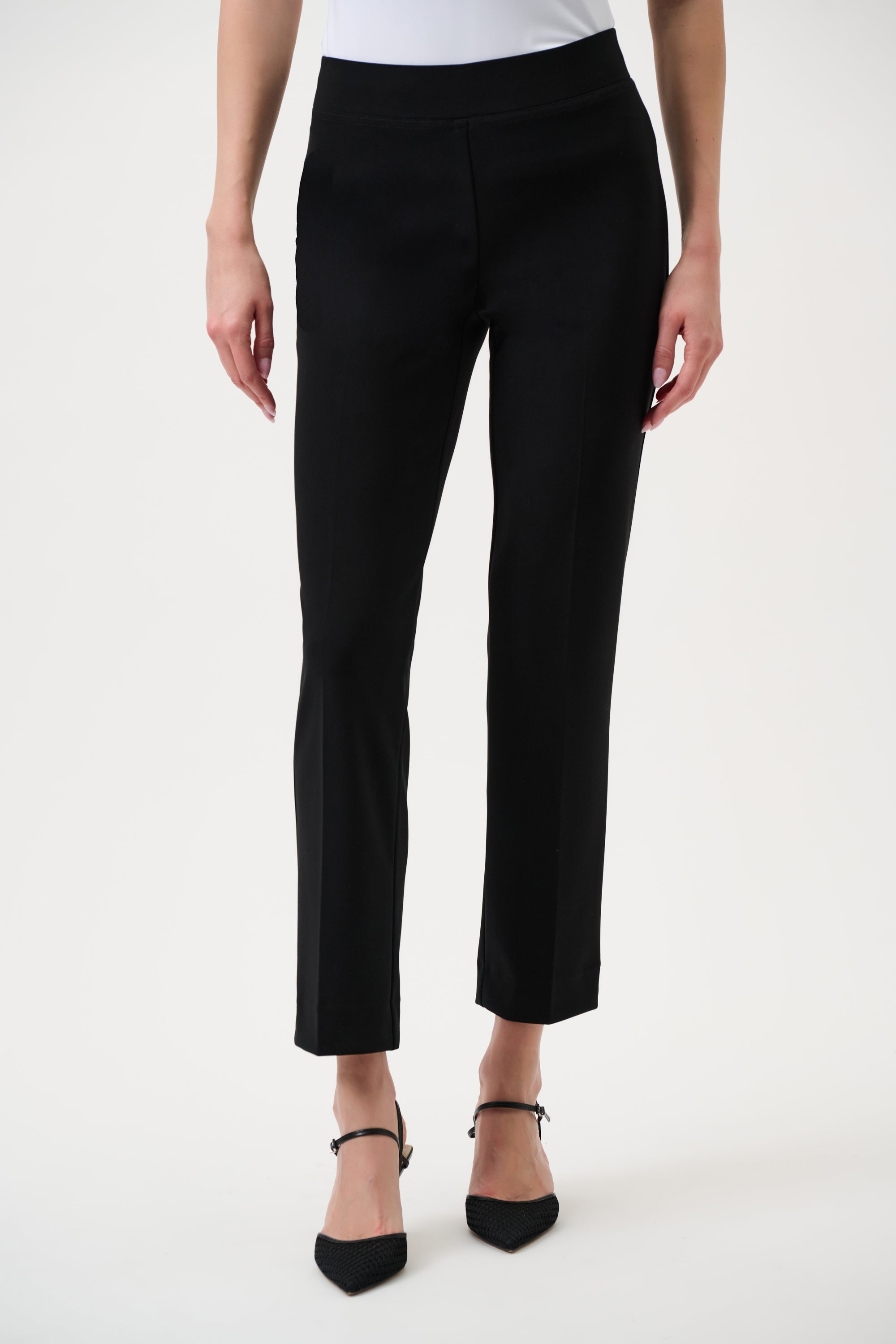 Pantalón Recto Clásico en Negro 143105