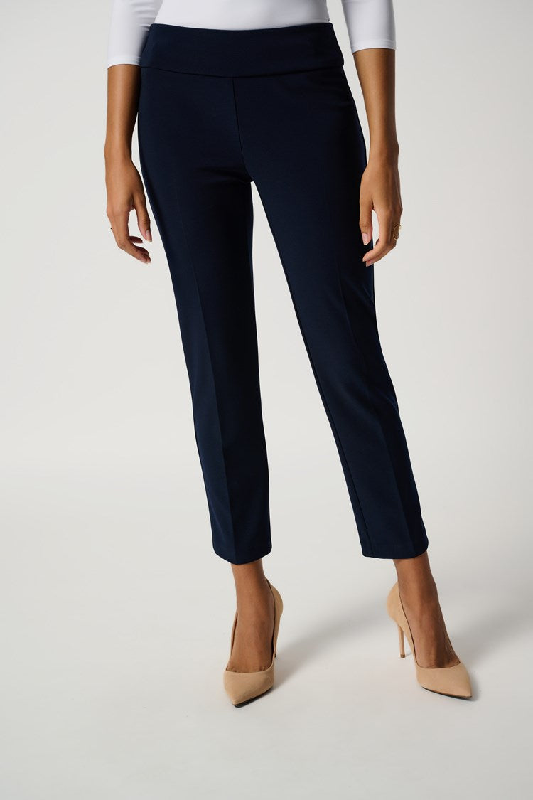 Classic Cropped Pant in Midnight Blue