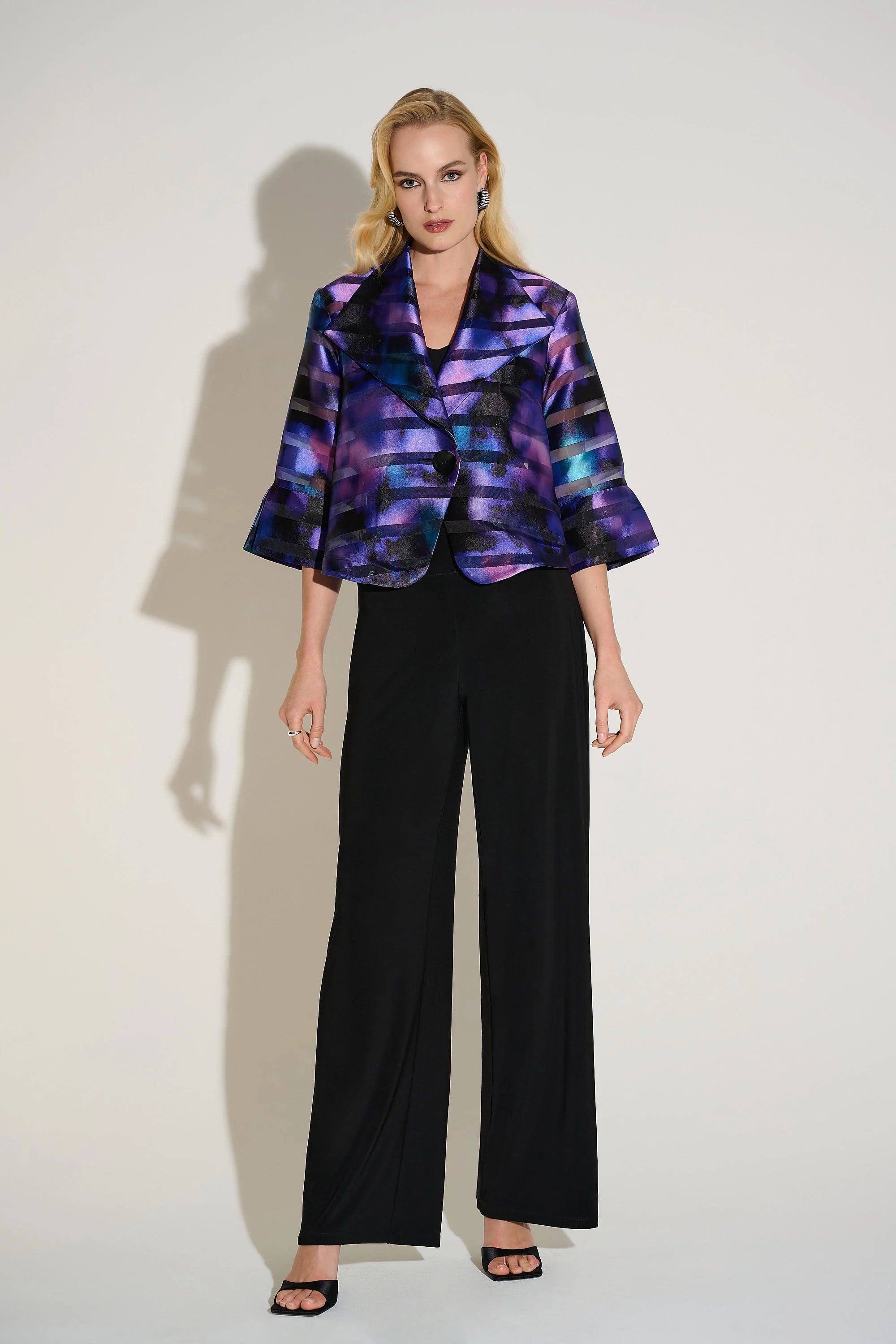 Wide Leg Pants in Black 221340S26