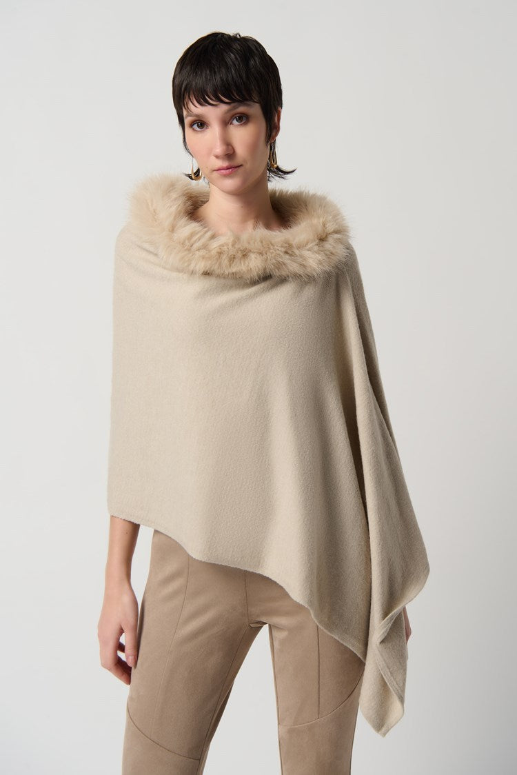 Sweater Knit Poncho With Faux Fur Crewneck In Alabaster 234907