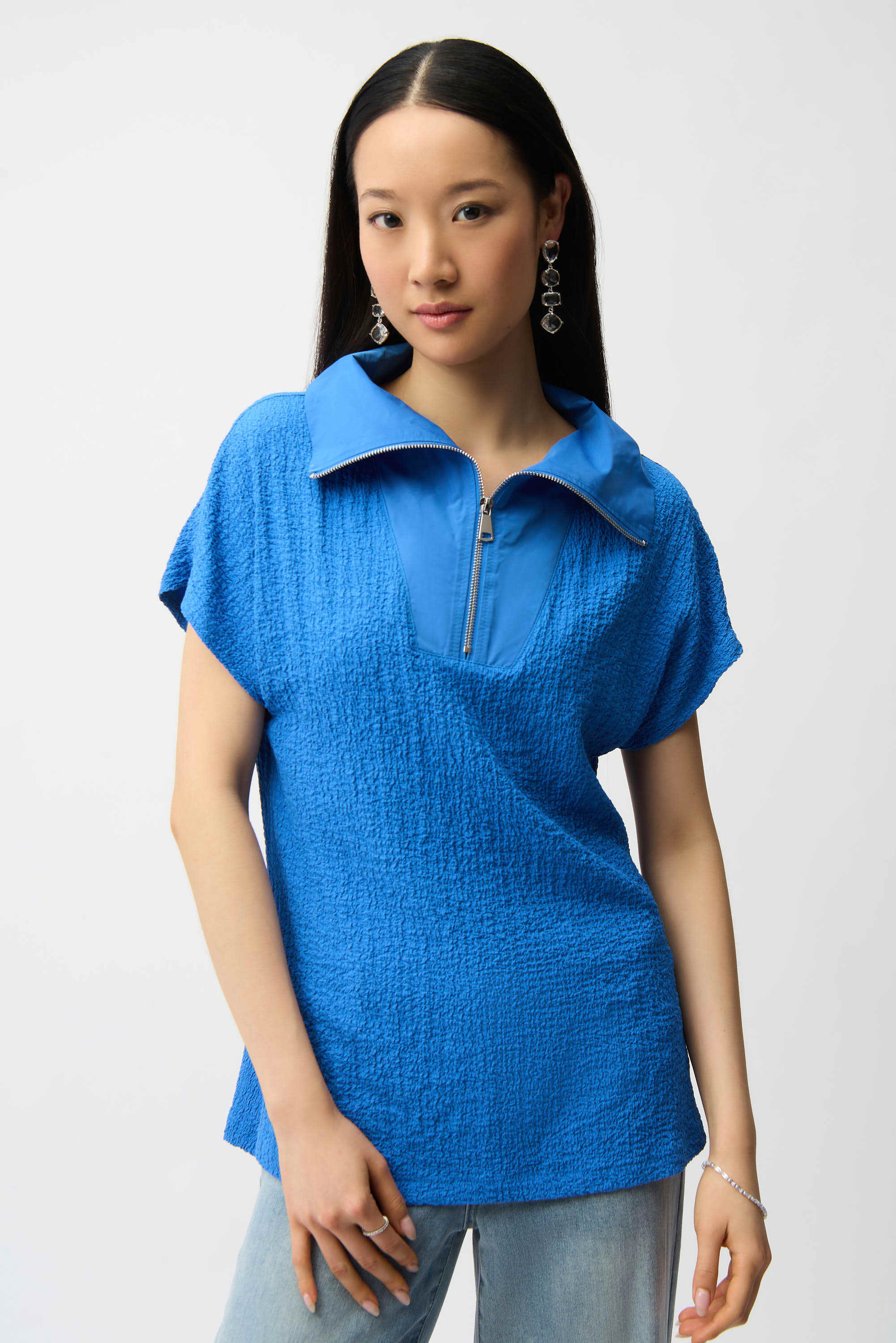 Seersucker Boxy Top with Memory Collar 261017