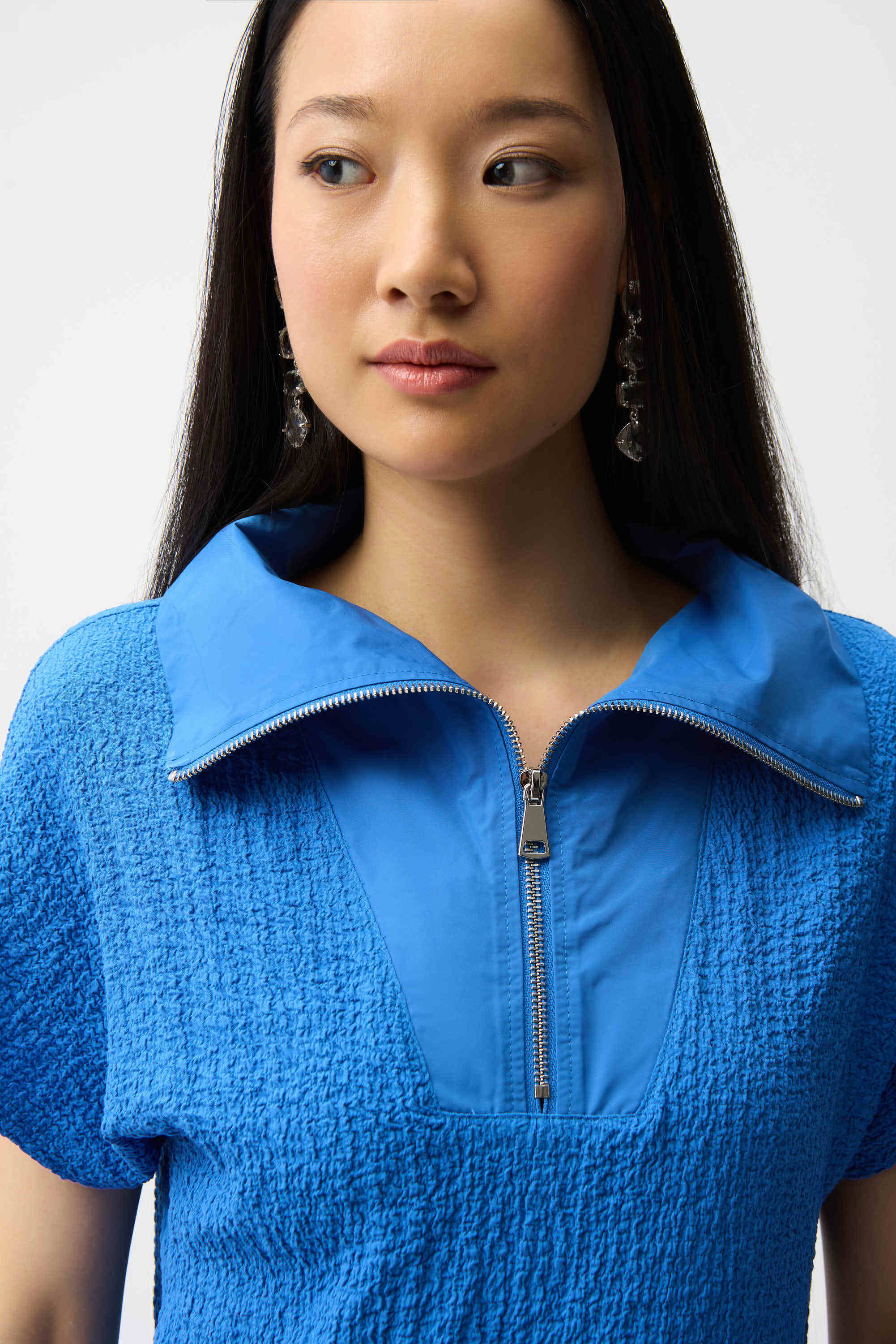 Seersucker Boxy Top with Memory Collar 261017