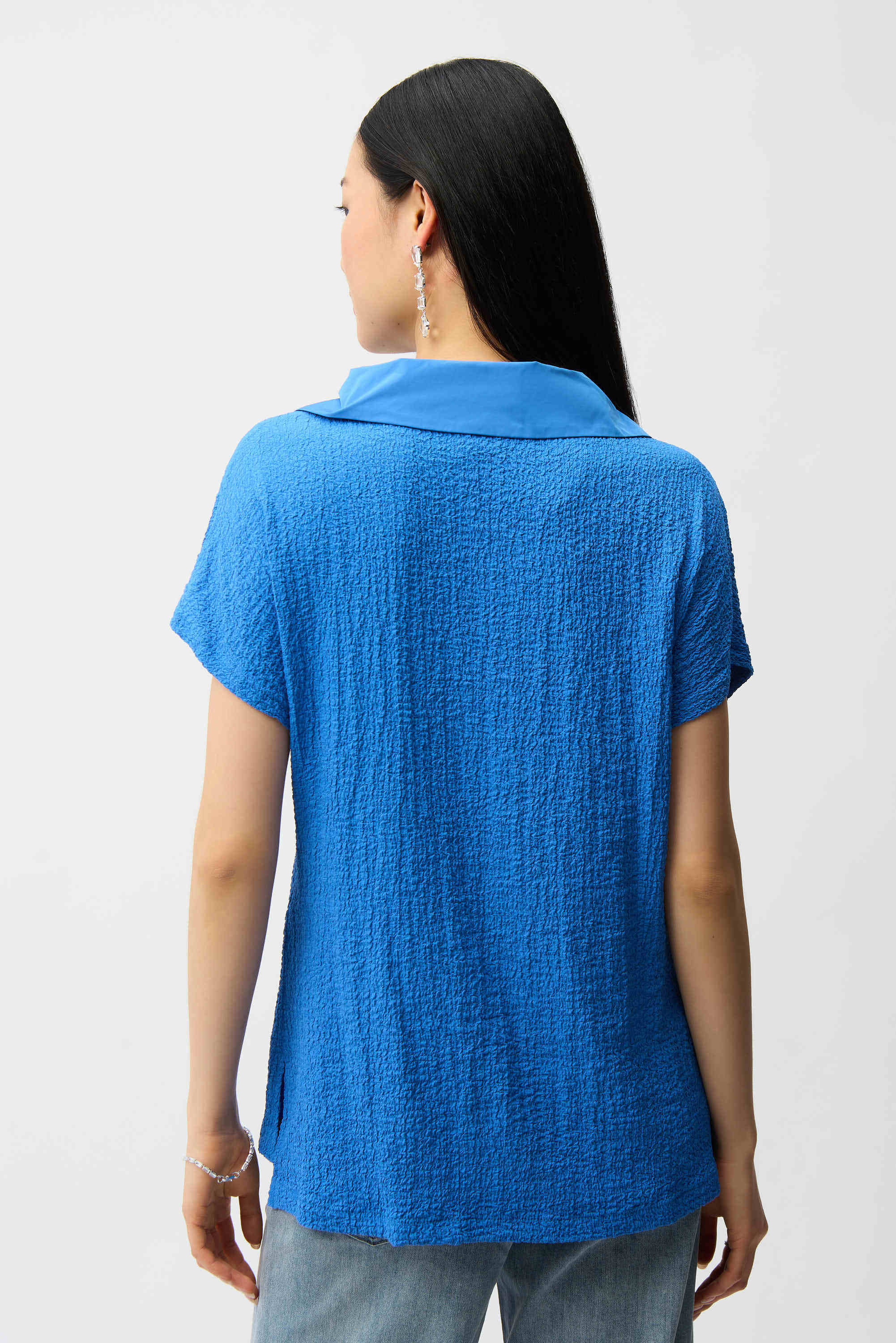 Seersucker Boxy Top with Memory Collar 261017