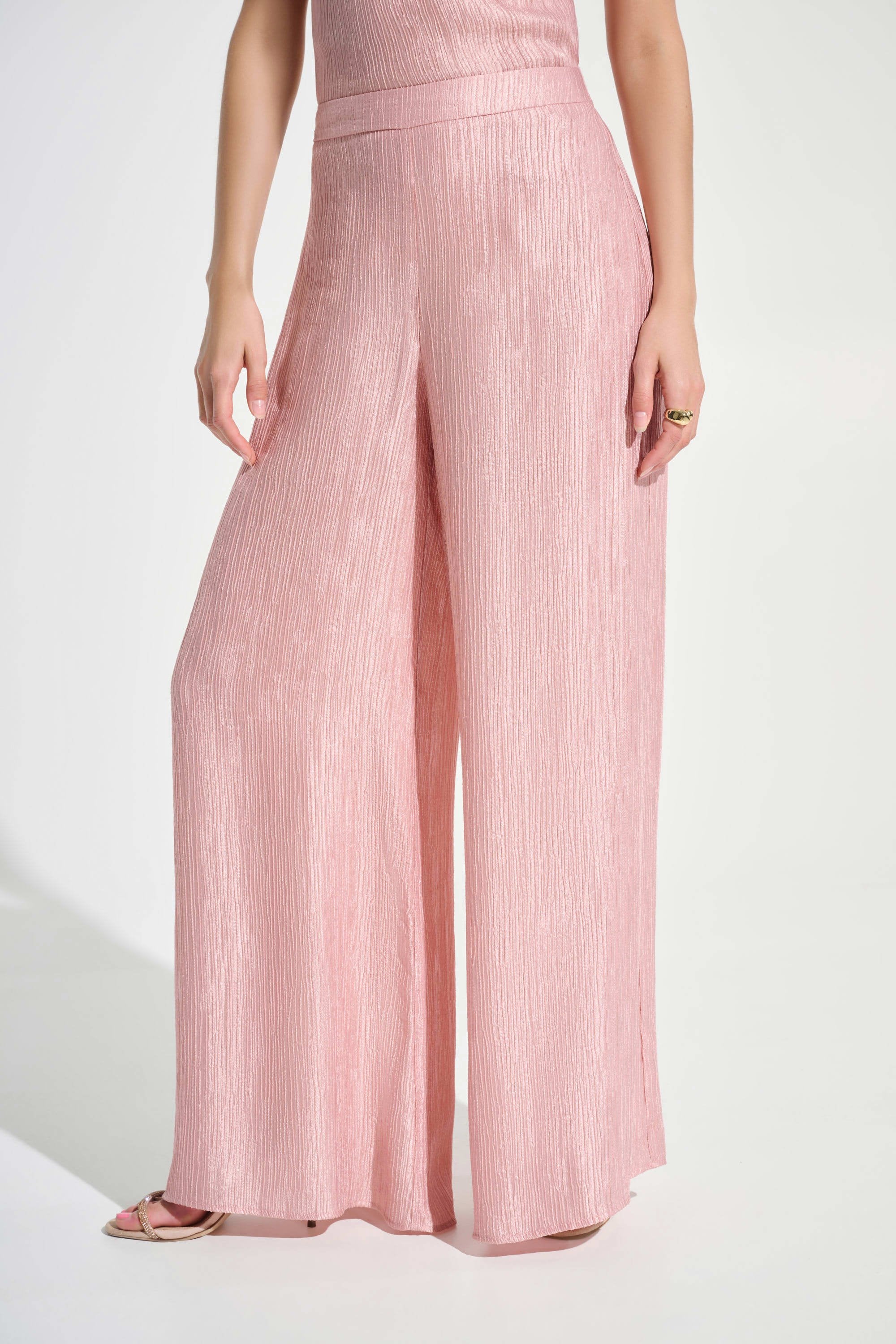 Crinkle Jacquard Pull-On Wide Leg Pants 262704