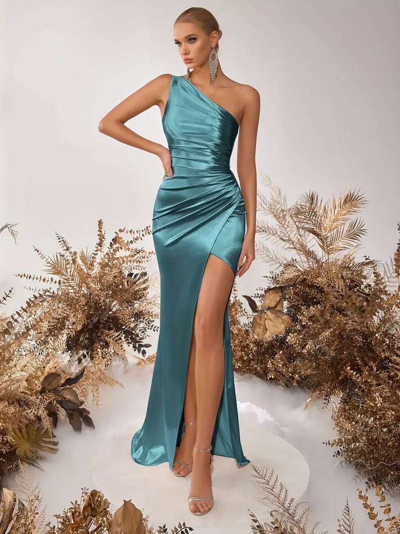 Elegant One - shoulder Satin Gown in Mint Green