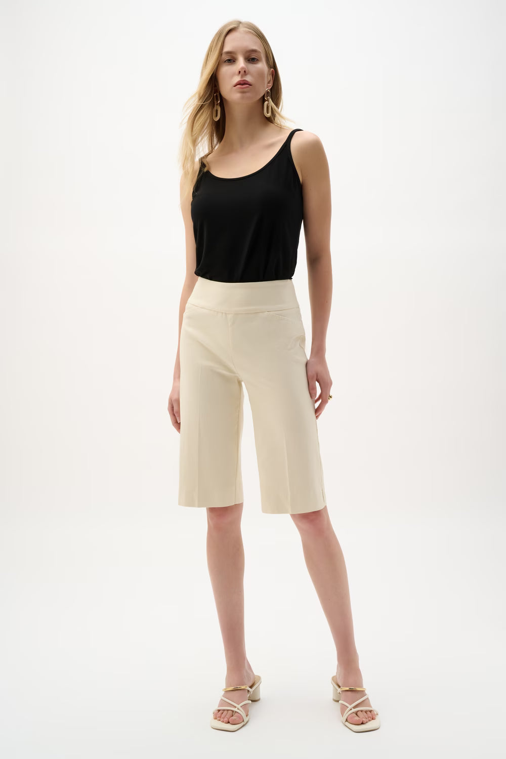Slim Knee-length Shorts Style 262227