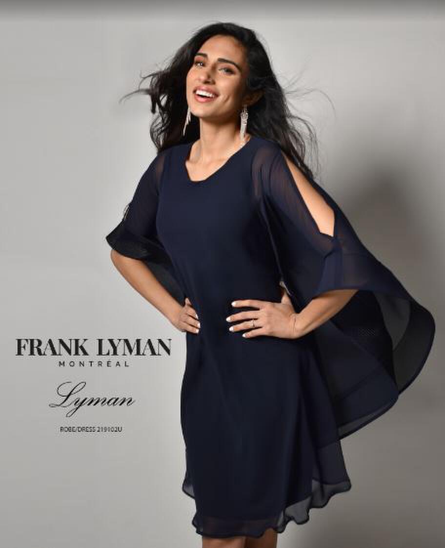 Chiffon Cape Sleeve Dress in Navy 219102U - After Hours Boutique