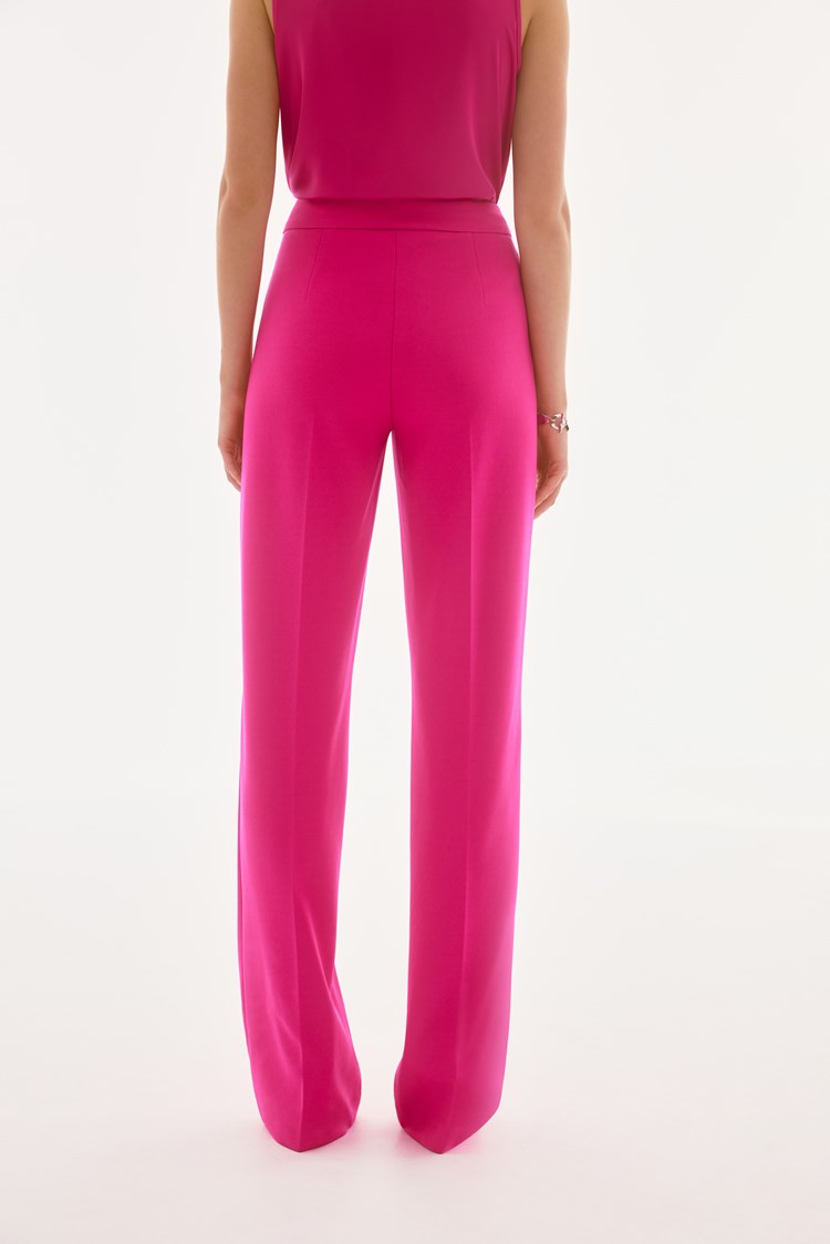 Scuba Crepe Wide-Leg Pull-On Pants in Geranium 233787S25