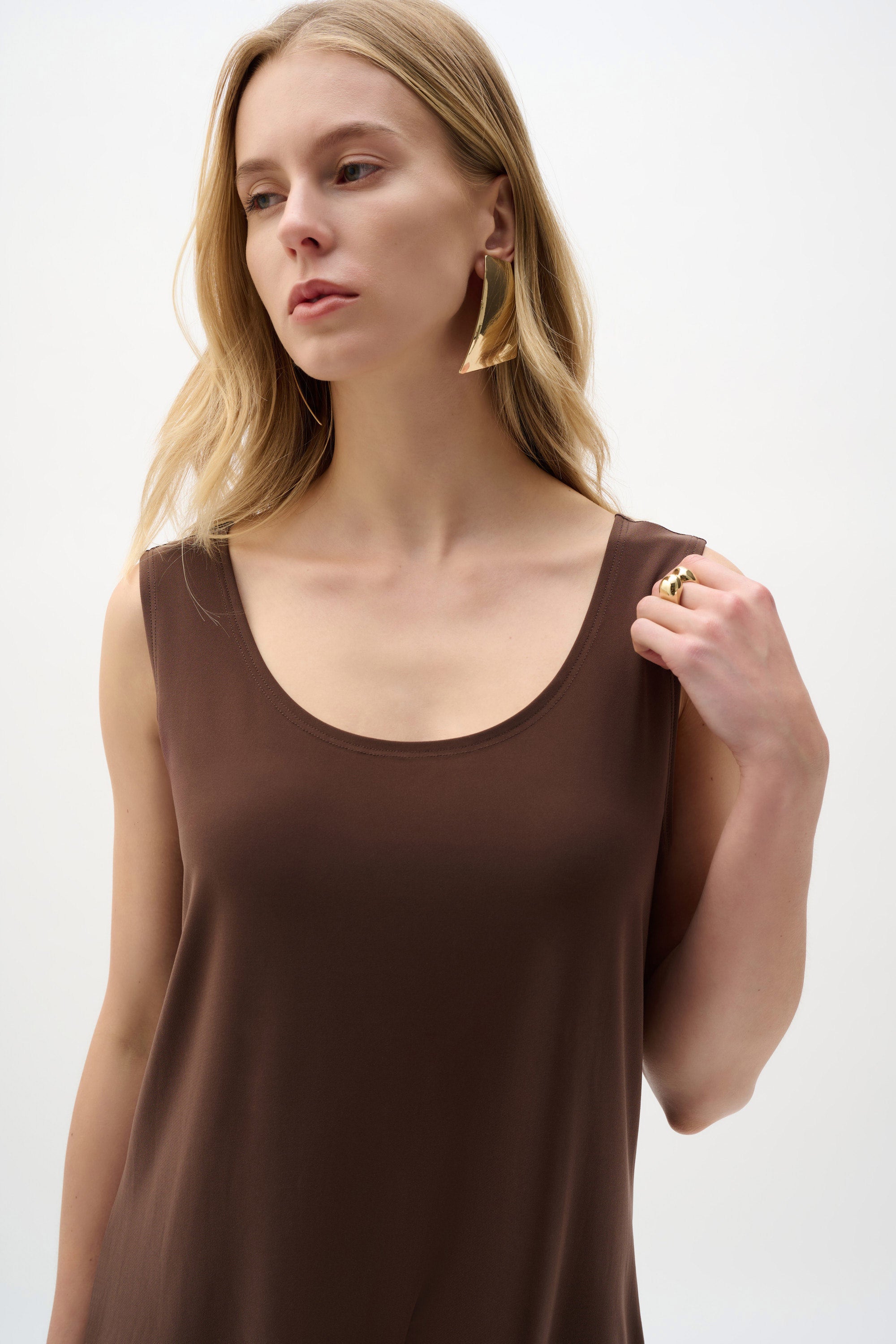 Silky Knit Scoop Neck Camisole 251970S26