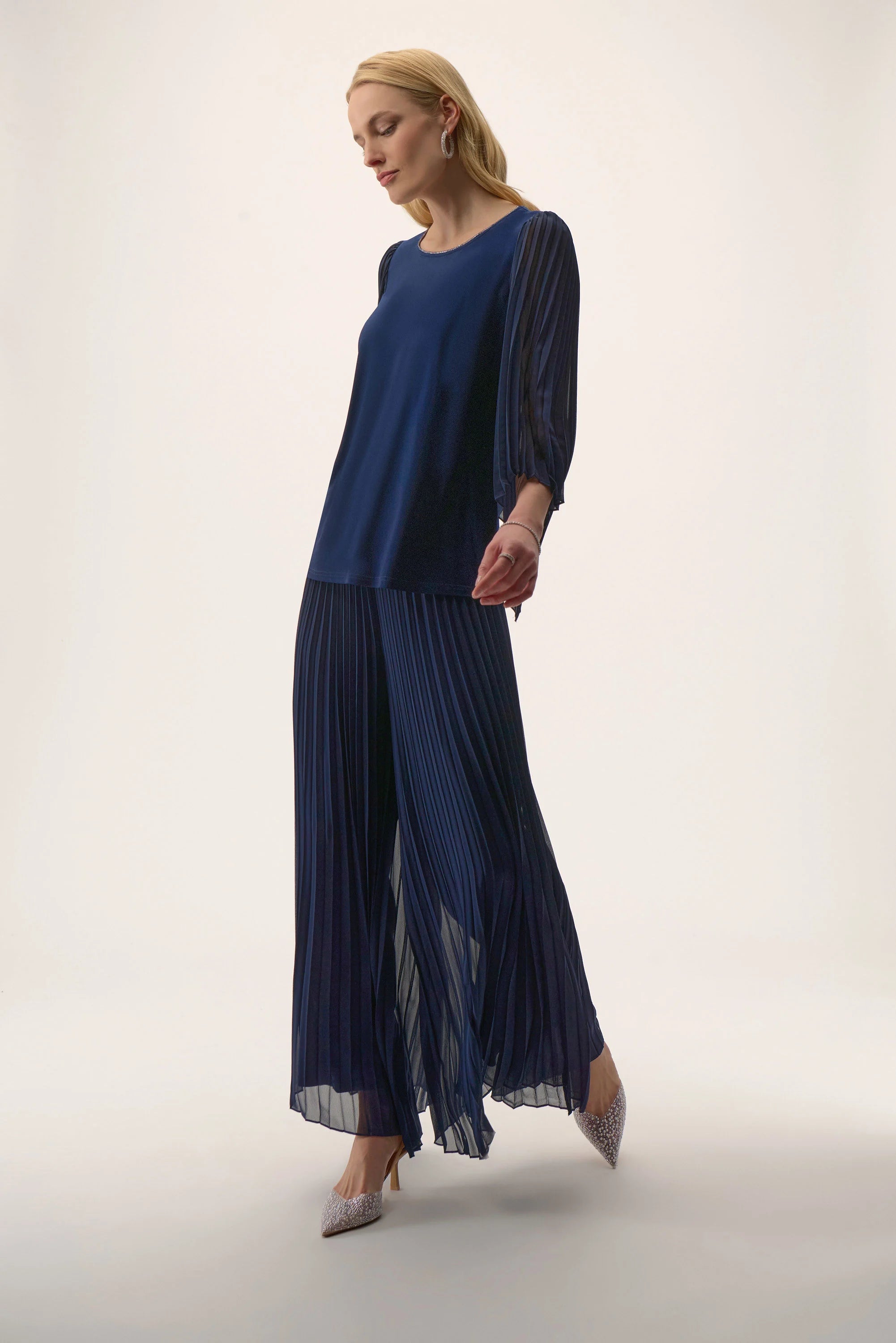 Silky Knit Straight Top with Pleated Chiffon Sleeves 254725