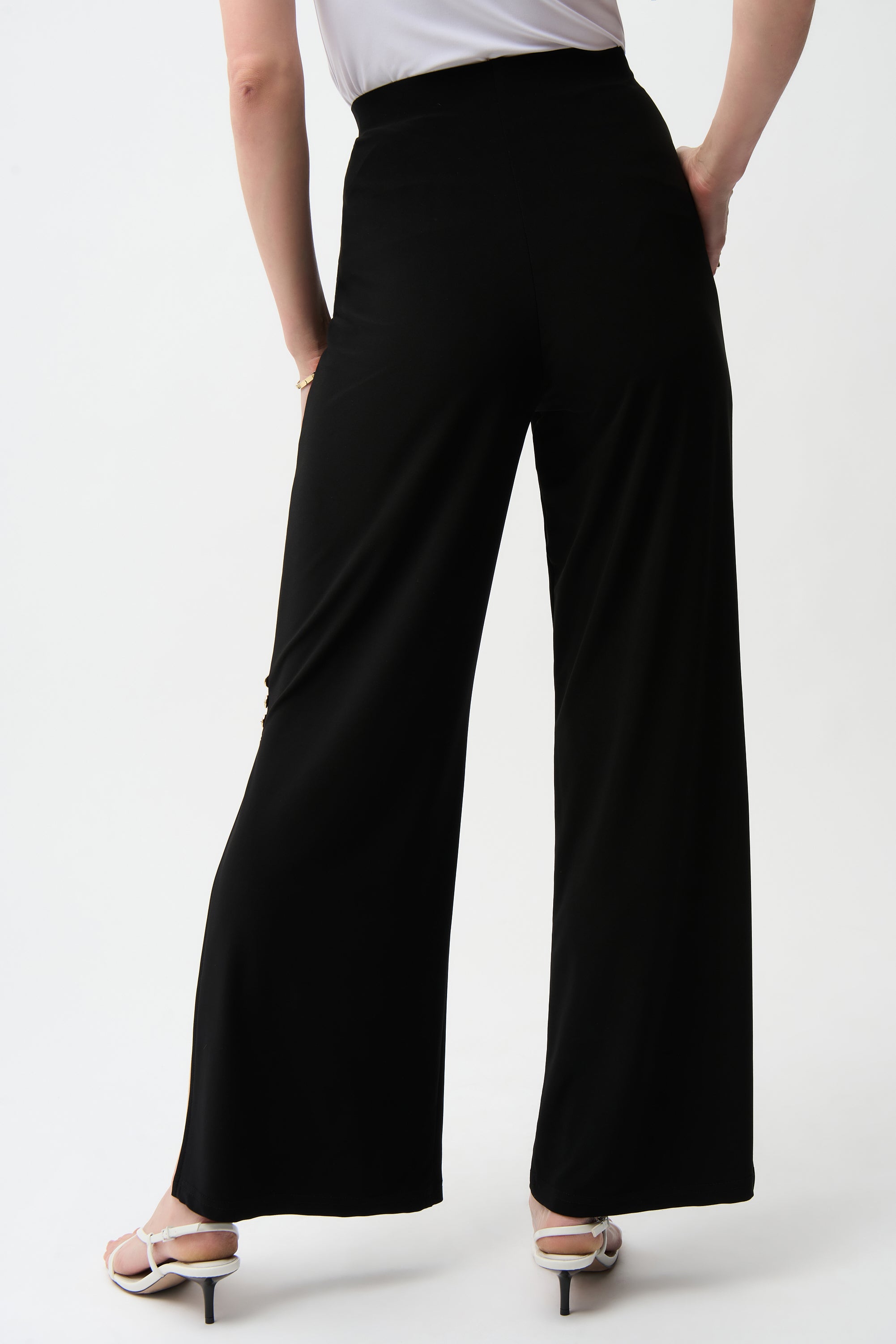 Silky Knit Wide Leg Pull-On Pants 261018