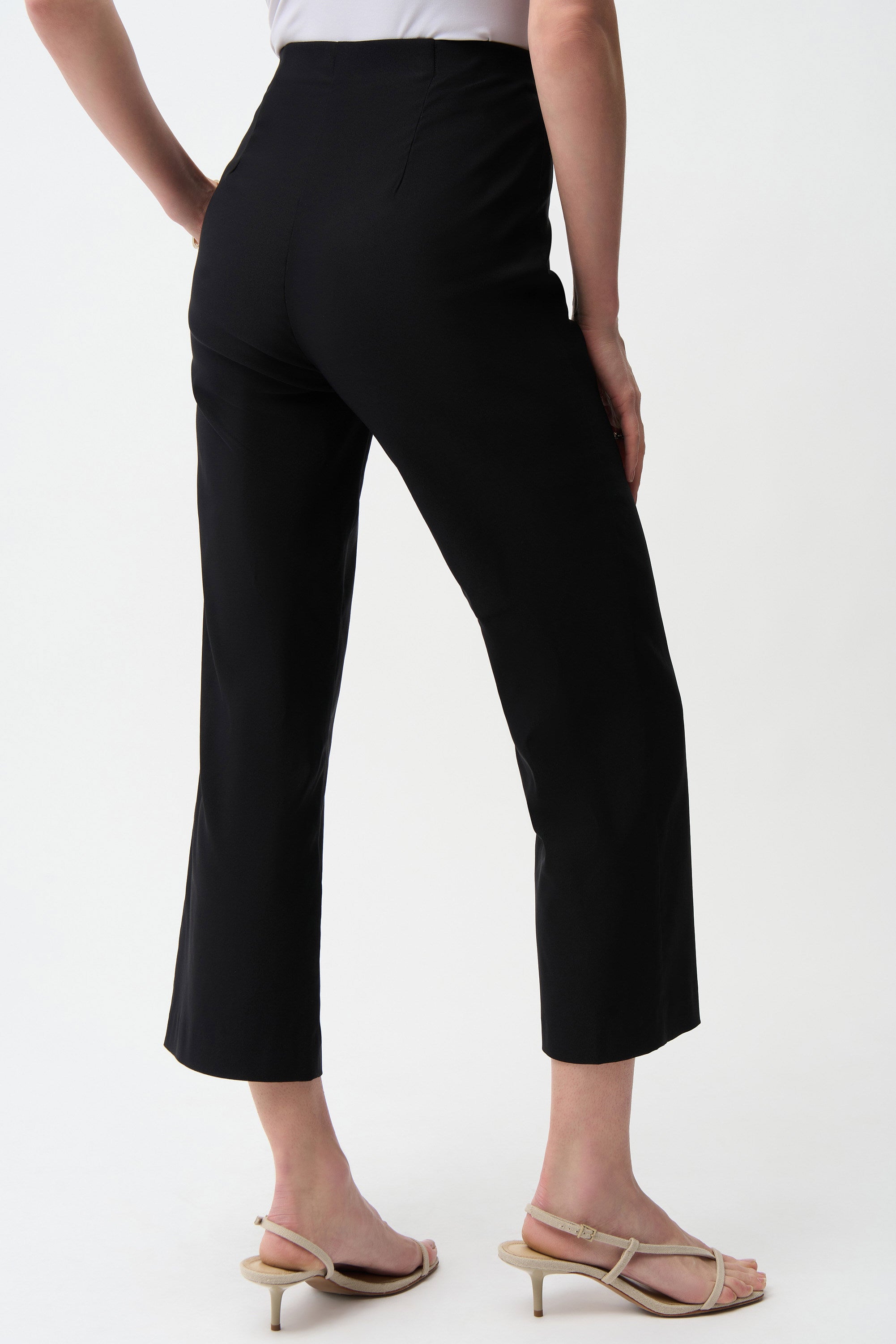 Soft Micro Twill Pull-On Culotte Pants 261024