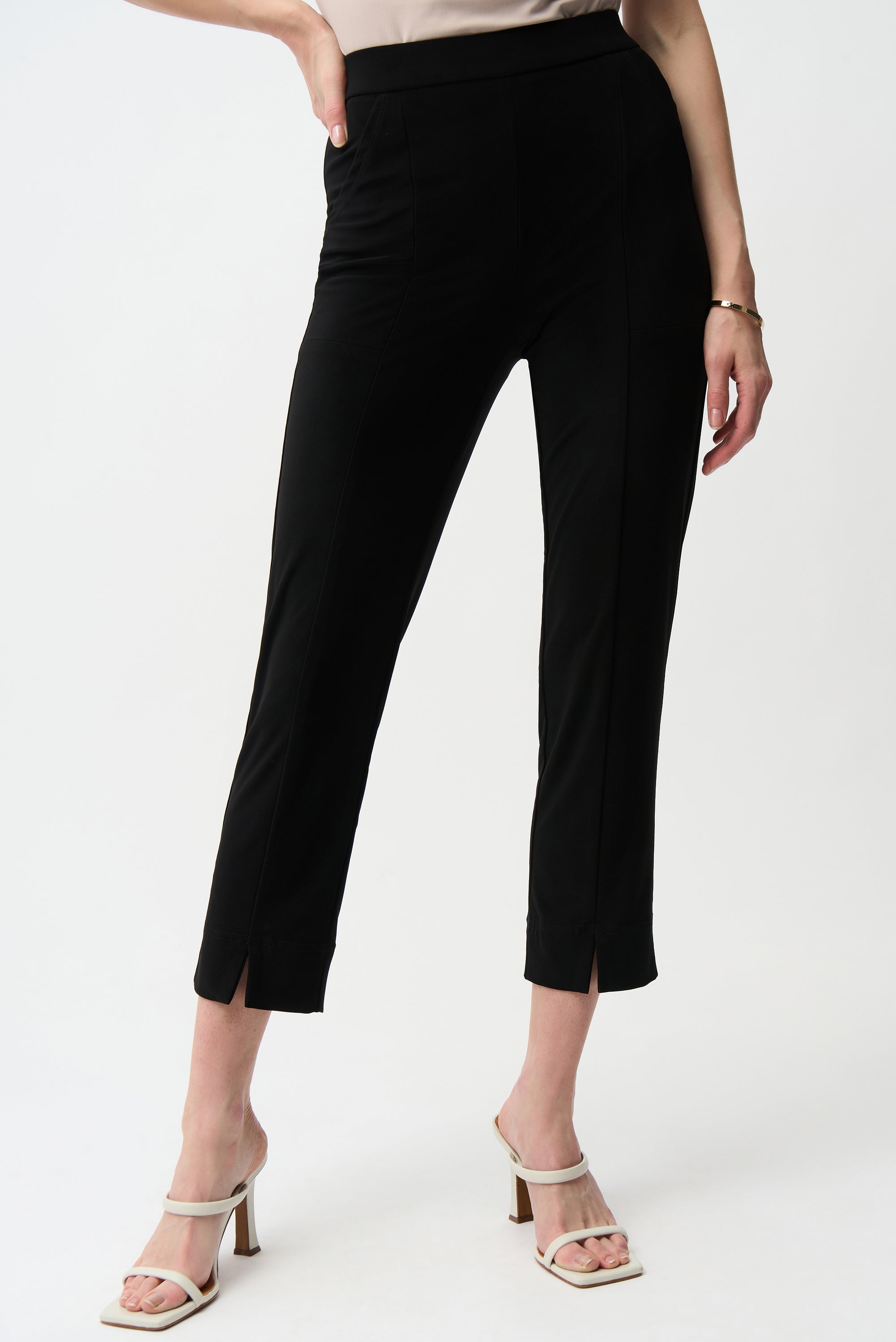 Silky Knit Crop Pull-On Pants 261243