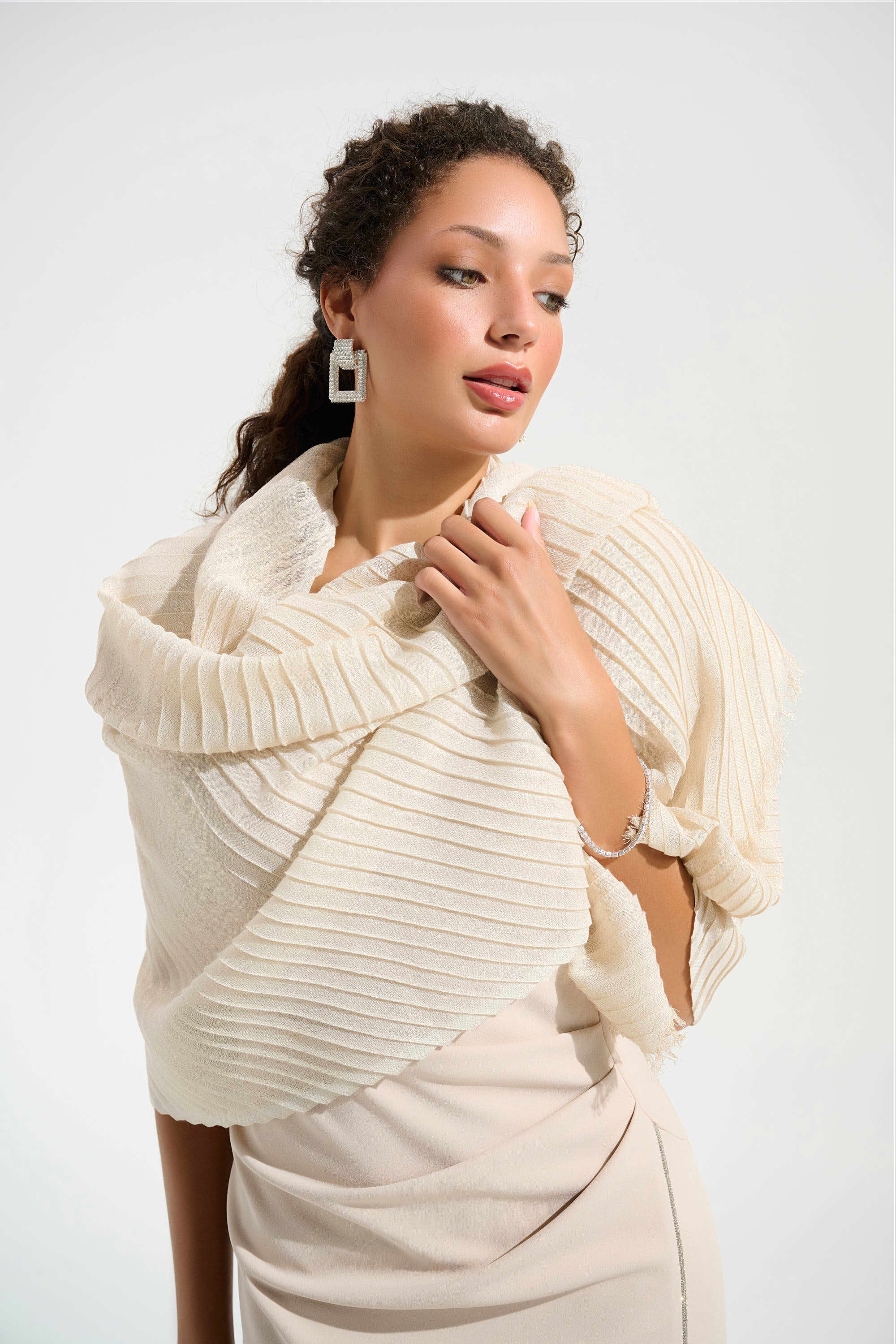 Woven Pleated Rectangular Scarf in Champagne 261781