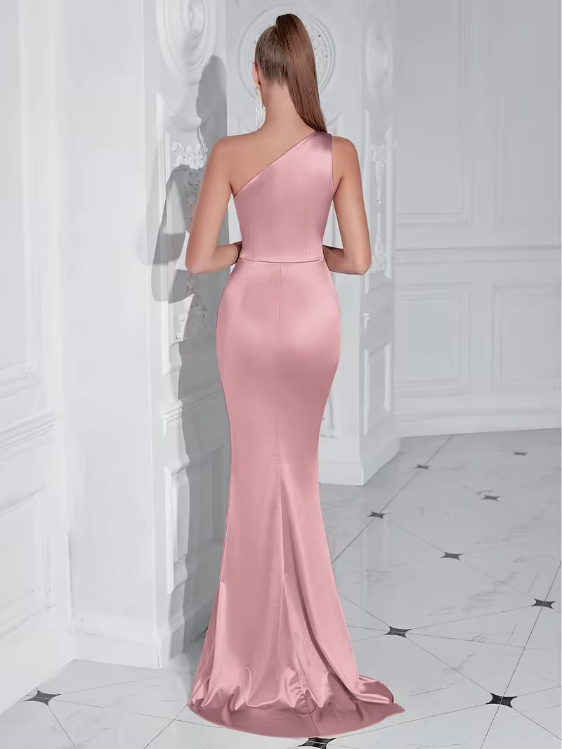 Elegant One-Shoulder Satin Gown in Rose Gold