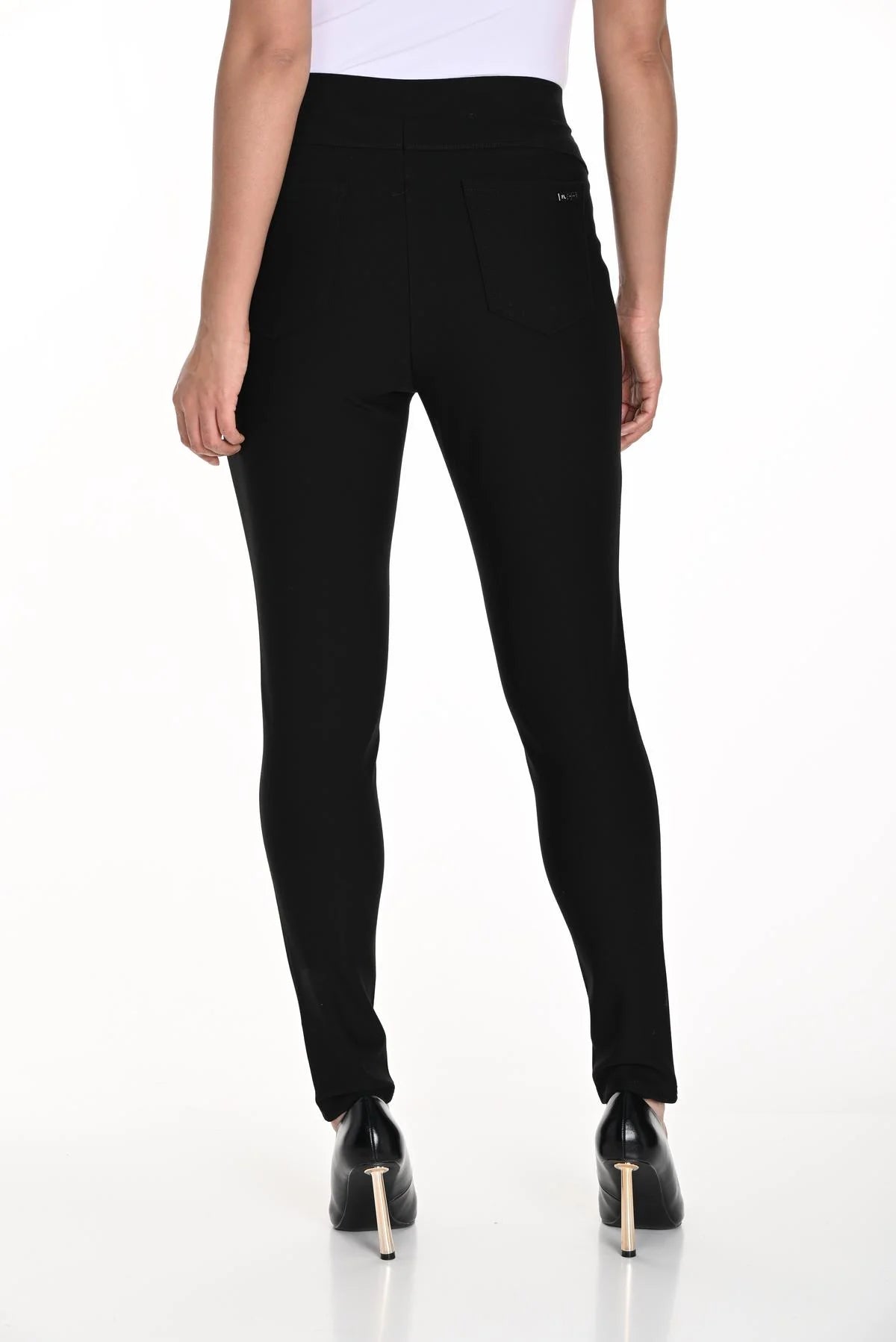 Black Knit Skinny Leg Pant 243430