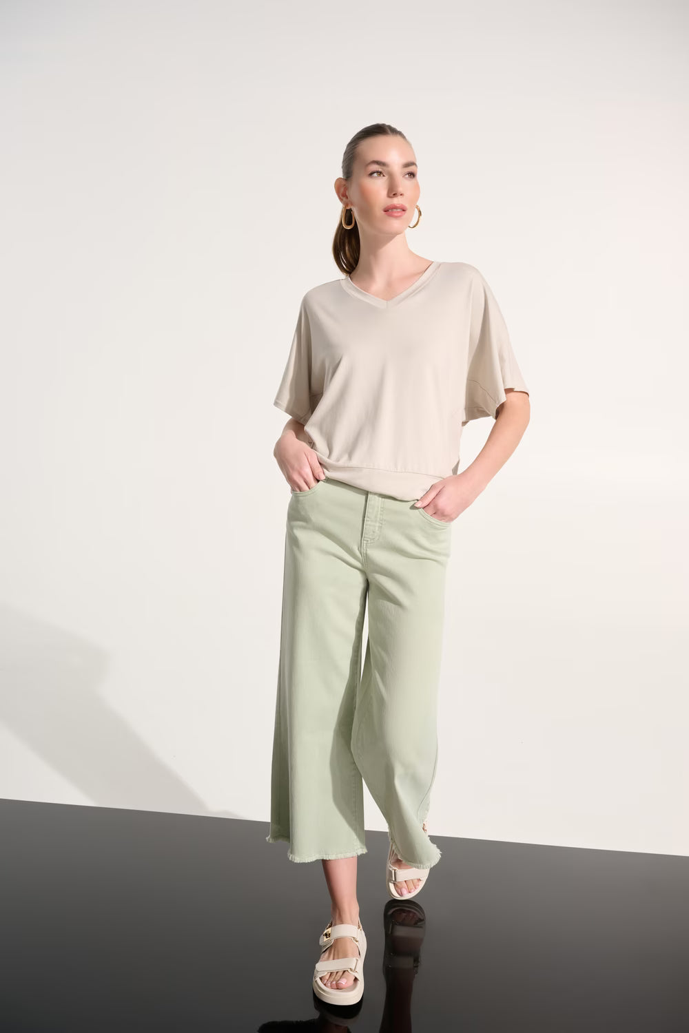Cropped Wide-leg Trousers Style 262918