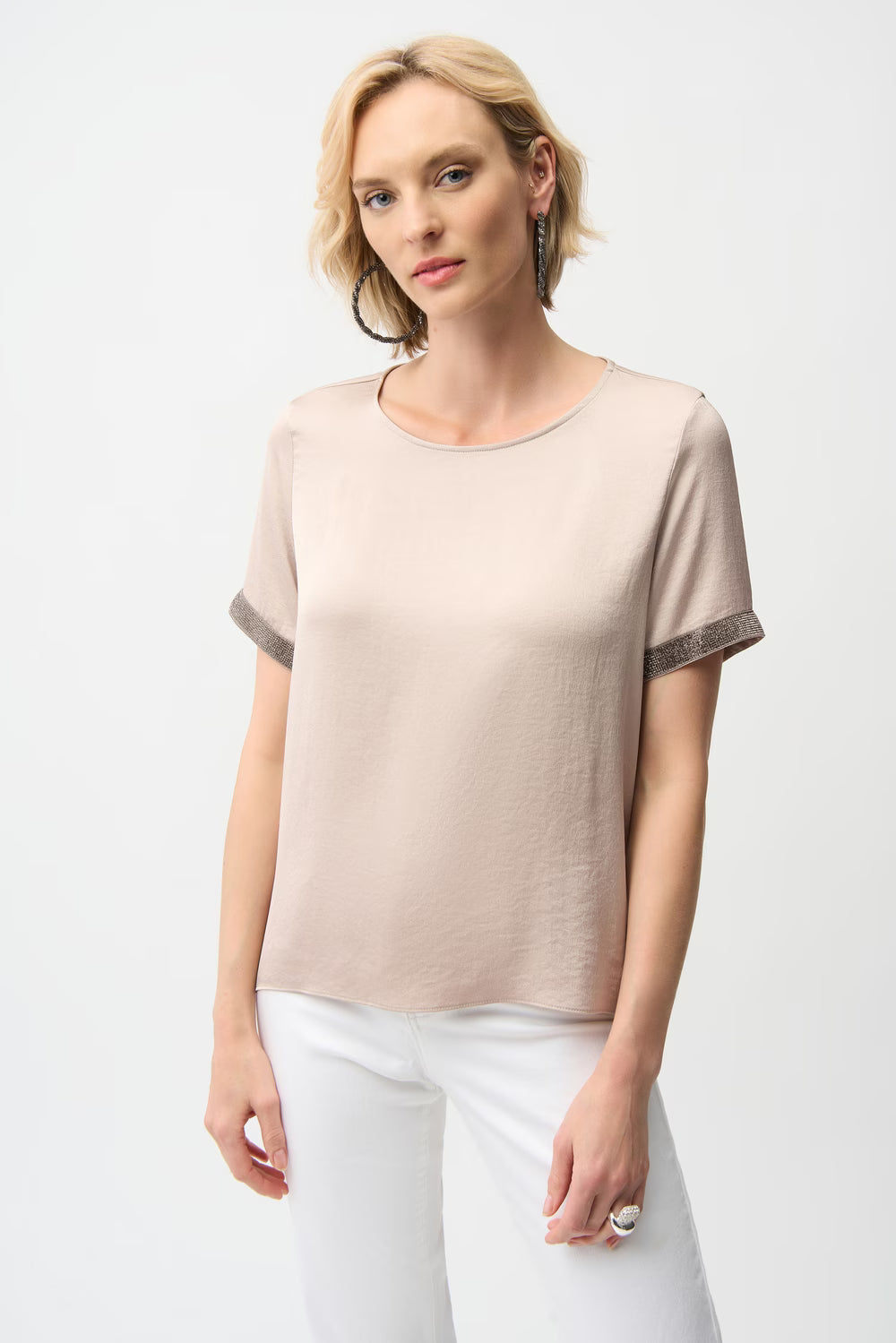 Crew Neck Jewel Pullover Style 261116