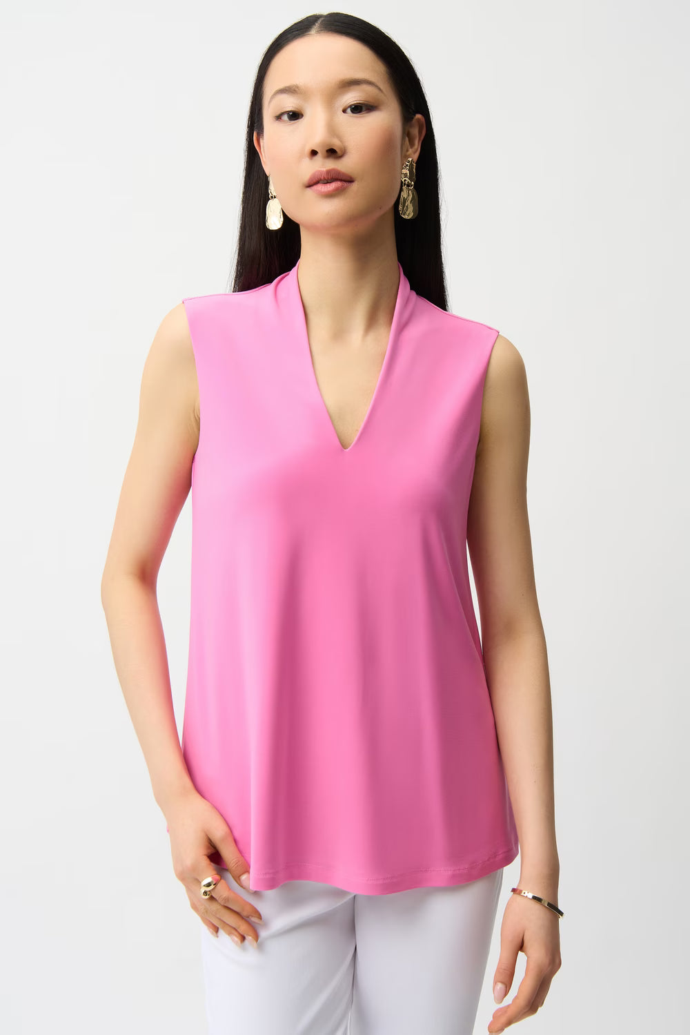 V-neck Sleeveless Pullover Style 261229